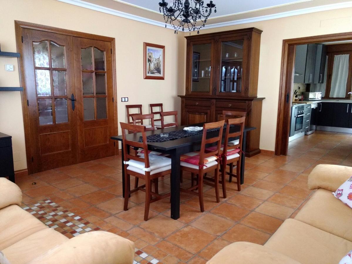 Escapada Delux Guest House Ossa de Montiel Luaran gambar